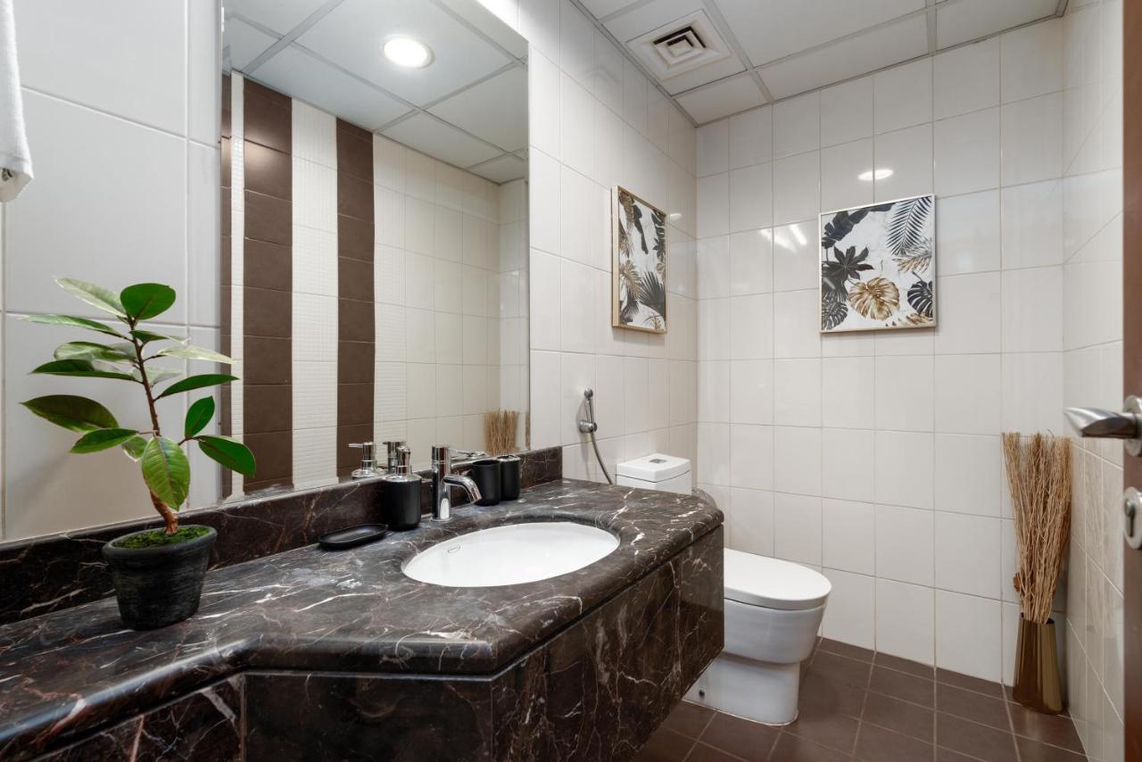 Spacious 2 Beds 5 Min Walk From Dubai Mall With Brand New Gym And Rooftop Swimming Pool公寓 外观 照片