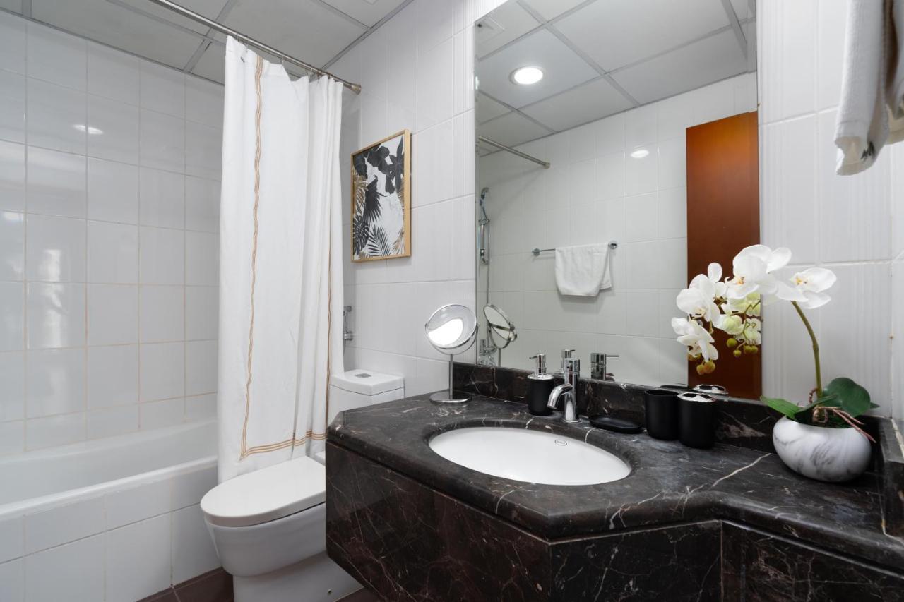 Spacious 2 Beds 5 Min Walk From Dubai Mall With Brand New Gym And Rooftop Swimming Pool公寓 外观 照片